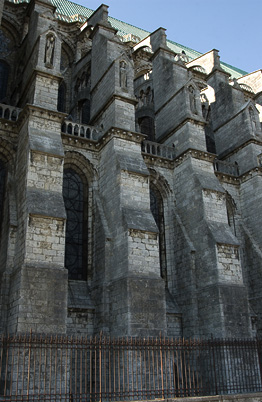 The flying butresses! (David's France Gallery) {Chartres Cathedral}