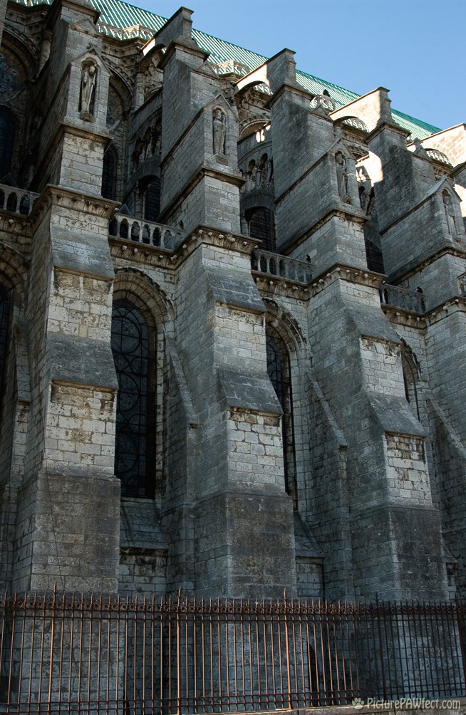 The flying butresses! (David's France Gallery) {Chartres Cathedral}